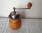 Round coffee Mill from Germany. Antique Coffee Grinder. Kaffeemühle. Moulin a cafe.
