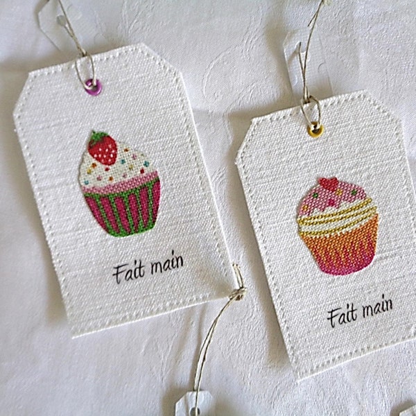 Lot de 7 étiquettes "fait main" en métis ancien, cupcake appliqué