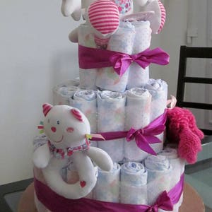 Gateau de couches pour petite fille chat rose image 1