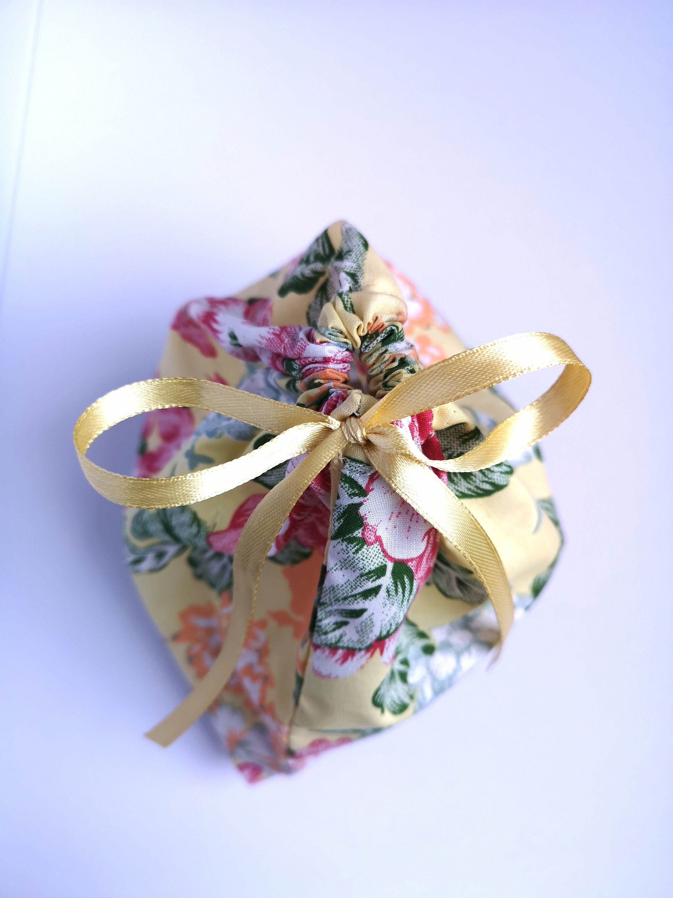 Flower gift bag. Floral design. Sustainable wrapping. Etsy
