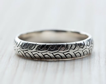 Кольцо мотоциклетных шин. Серебряное кольцо Стерлинга. Кольцо для женщин. Подарок для нее. Мотоцикл вентилятор подарок.
