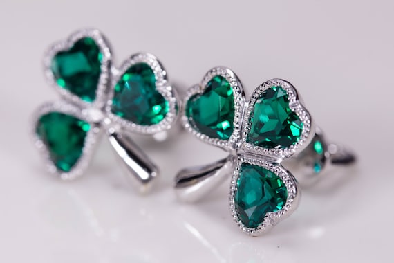 Emerald shop clover earrings