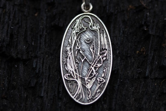 Art Muse Pendant – Sterling Silver Art Teacher Gift Necklace