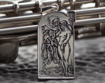 Sterling Silver Memento Mori Skull Necklace – Gothic Reminder of Life Pendant