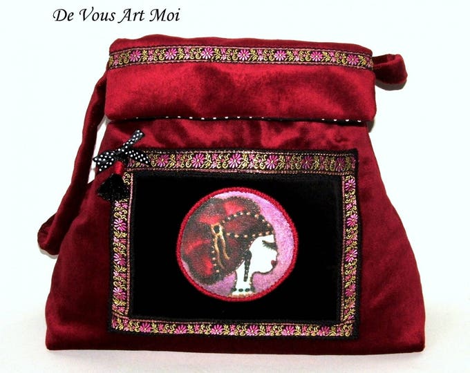 Grand sac bohème,sac femme velours,fait main,velours framboise,sac bohème boho,réalisé à la main,sac broderie et pompons