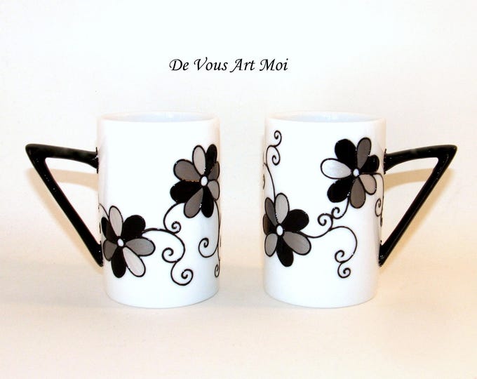 Mug noir blanc,fait main/duo de mug/duo de 2 tasses/en porcelaine/peint à la main/collection Fleur/tasse fleur/tasse noir et blanc