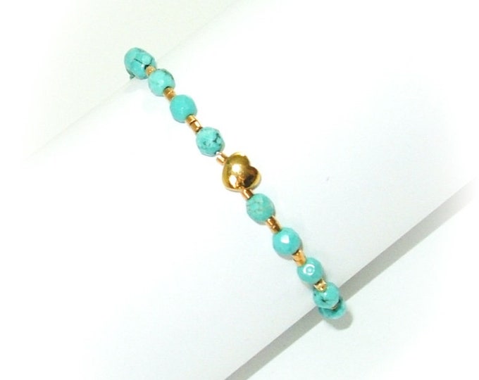 Bracelet pierre turquoise naturelle coeur plaqué or artisanal