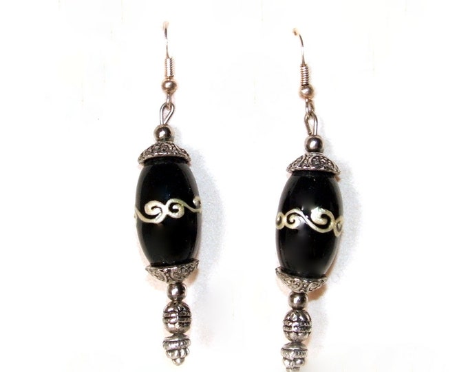 Boucles d'oreille pendante noire,femme bohème,argent 925,perle en porcelaine peinte main,artisanale fait main