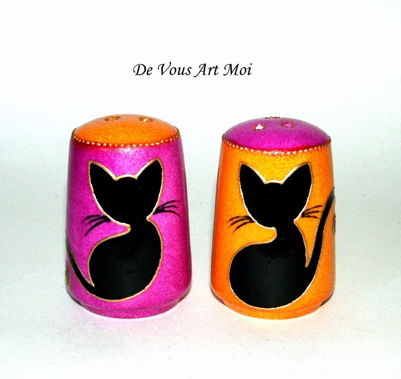 Pepper shaker with cat pattern original modern colored salt shaker Duo pepper shaker porcelain handmade
