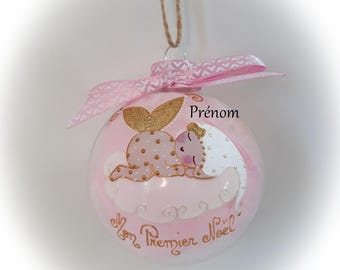 Boule de noël mon premier noël naissance personnalisée bébé fille fée ange lutine verre illustration peinte main artisanale