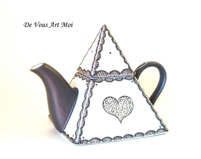 Théière en porcelaine originale pyramide peinte main petite théière individuelle artisanale