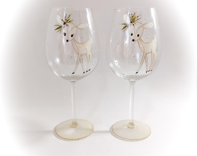 Verres à vin original motif faon blanc fait main cadeau couple artisanal peint main