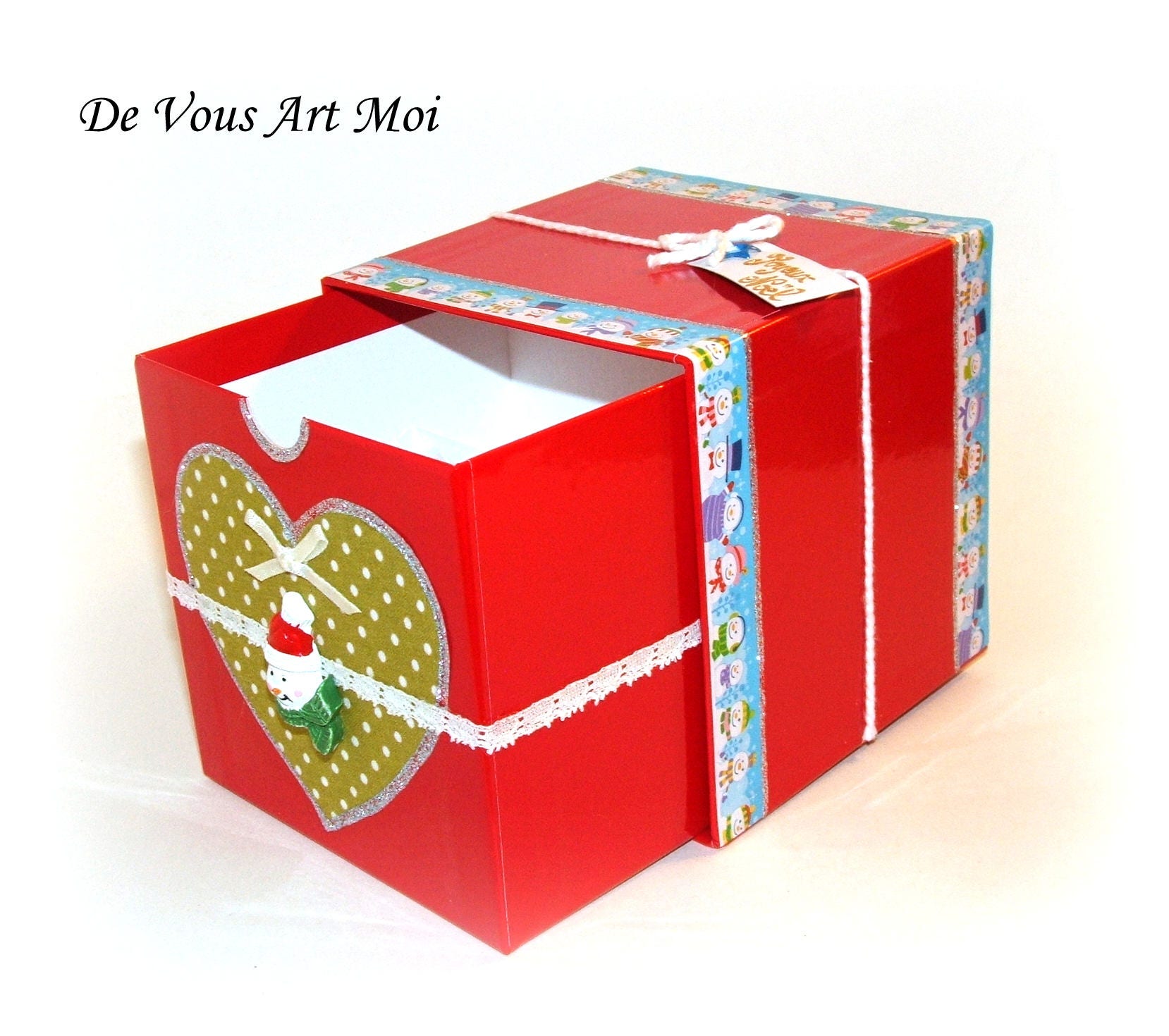 Coffret Boite Noël Rougeartisanale Décorée Mainpour Boule