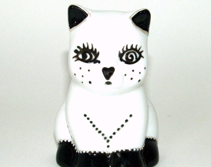 Chat en porcelaine,chat noir blanc,support pic apéro,verseuse en porcelaine,fait main,peinte à la main,décoration chat