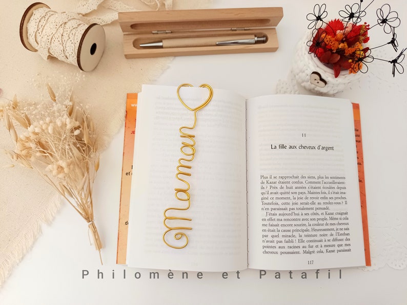 Marque page prénom personnalisable en fil de fer,prénom avec cœur, accessoire de livre, plannificateur, mini trombone cœur image 2