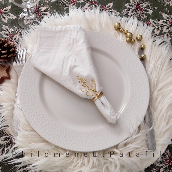 Rond de serviette  personnalisé, "branche de gui, houx, étoile", déco de table, déco Noël, décoration en fil de fer personnalisable