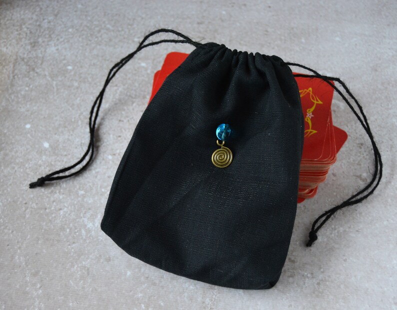 Oracle pouch Black linen bag for tarot deck Tarot purse Black tarot bag with spiral charm