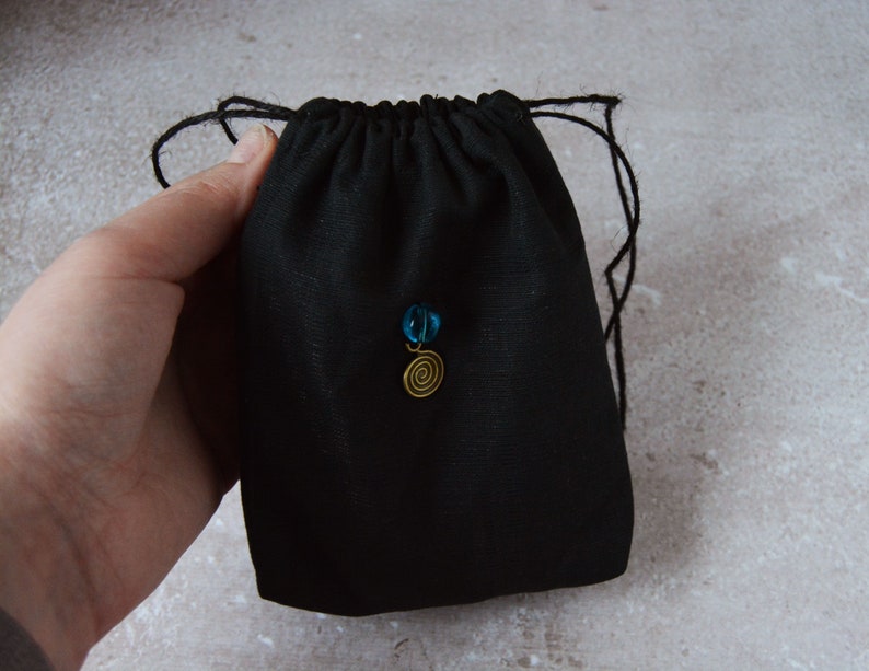 Oracle pouch Black linen bag for tarot deck Tarot purse Black tarot bag with spiral charm