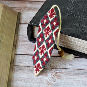 Fleur de Lis Bookmark: Hand Embroidered Medieval Style, Brick Stitch