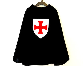 Déguisement de chevalier, cape de chevalier, cape noire chevalier, déguisement enfant, cape avec blason, cape pour enfant, lafeebrochette