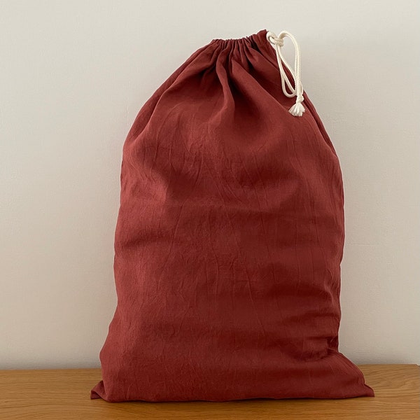 Grand  sac à linge en lin couleur Terracotta, laundry bag, sac à  linge sale XL, sac de rangement