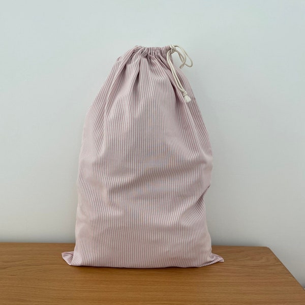 Grand sac à linge rayé rose, laundry bag, sac à linge sale