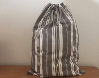 Grand sac à linge rayé gris, laundry bag, sac à linge sale XL