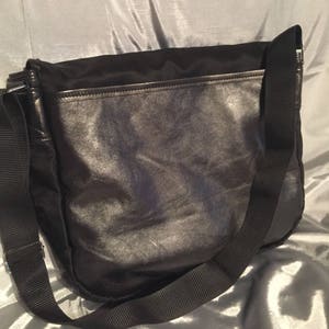 Sac besace cuir noir pleine fleur et tissu Nylon image 3