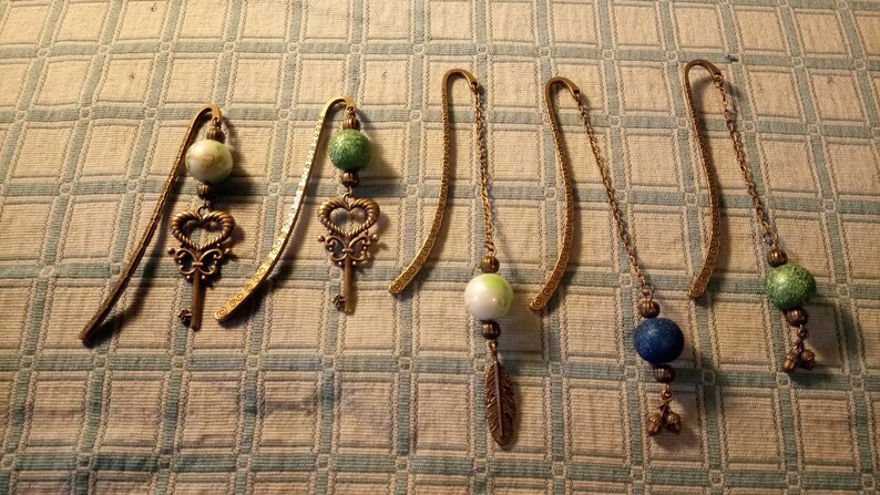 tassel Feather bookmark key heart.