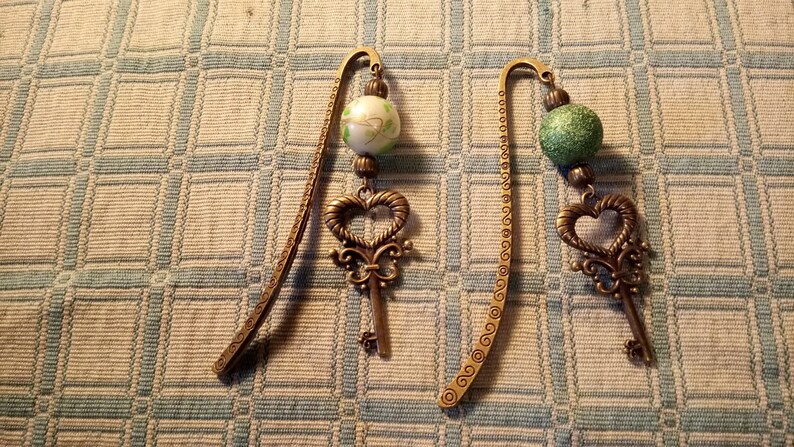 tassel Feather bookmark key heart.