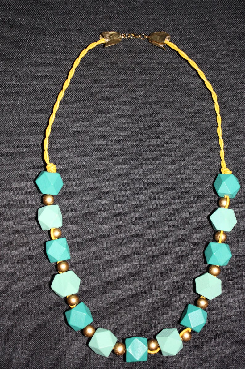 Necklace green and gold wooden necklace image 1