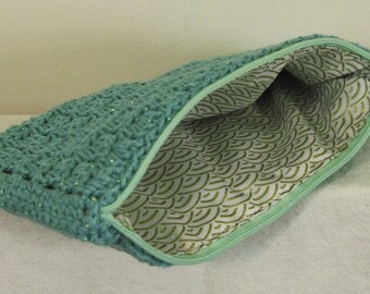 Glittery emerald crocheted pouch kit