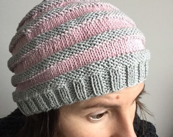 Bonnet rayure gris et rose