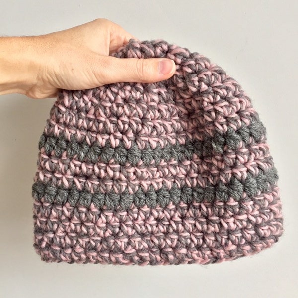 Bonnet rond au crochet duo gris rose