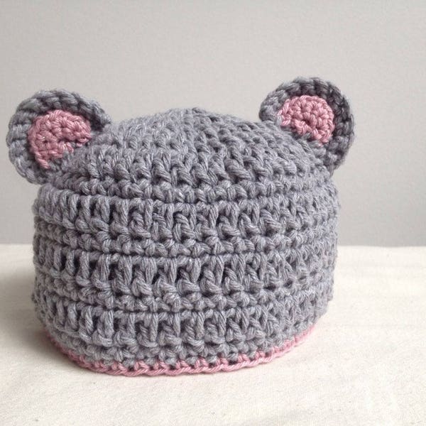 Bonnet bébé ourson gris et rose