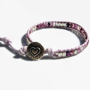 Bracelet wrap 1 tour, violet lilas rose argent, romantique, Boho chic, lumineux, verre tchèque , Miyuki, bouton coeur argent image 4