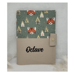 Protège carnet de santé personnalisable avec le prénom + bavoir assorti "RENARD Roux"