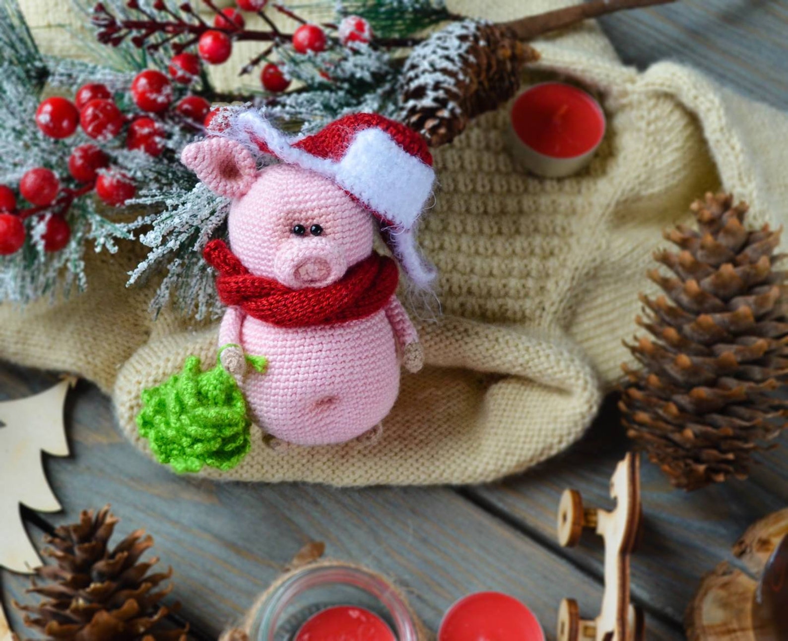 Pink Pig Christmas 