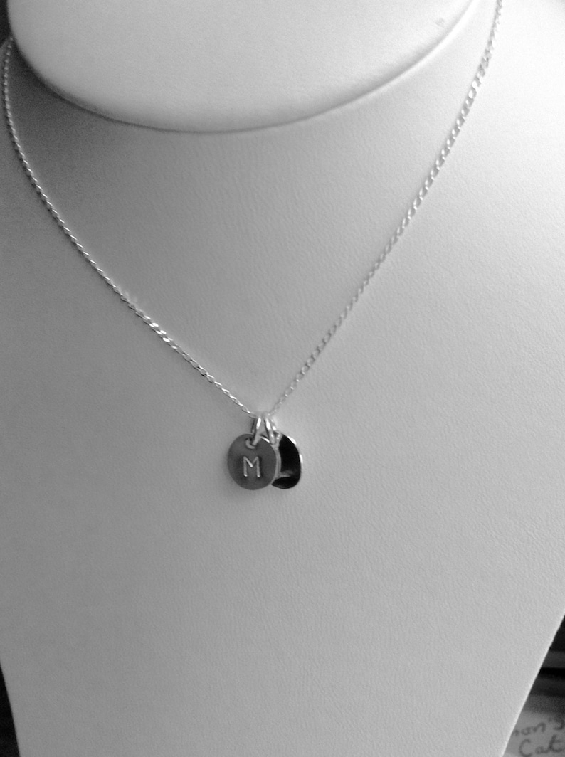 Tiny monogram disc pendant Initial/'s disc necklace. Letter disc charm necklace Personalised jewelry gift Silver letter disc necklace