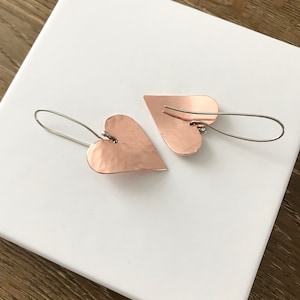 Copper heart earrings Copper anniversary present 7th anniversary gift for her Mixed metal artisan earrings image 4