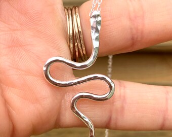 Silver snake pendant, reptile charm for her, elegant serpent necklace for women, hammered silver jewellery