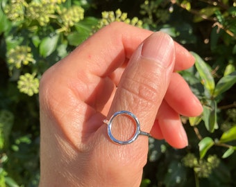 Silver circle ring, O ring, hammered ring