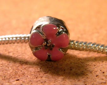 3 perle charm européenne- style pandor@- 11 mm- perle européenne -fleur de cerisier émaillée -rose- C56