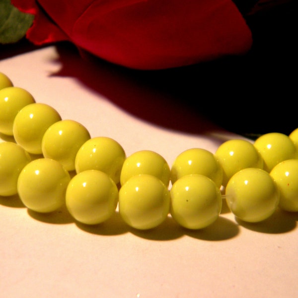 40 perles verre jaune fluo , verre backing paint, perle 10 mm, perle verre , perle , bijoux fantaisie,  A144-3