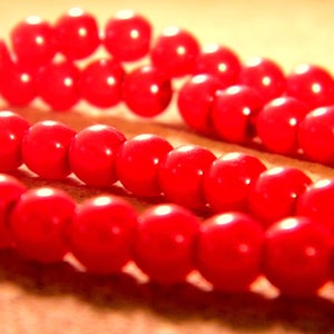 150 iridescent 6 mm red metal PE 214 Pearl glass beads image 1