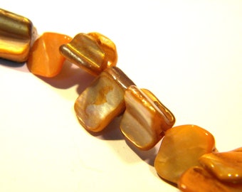 Natural shell pearl, mother-of-pearl pearl, mother-of-pearl shell pearl, shell jewelry creation, 8 m -25 shell pearls - amber orange - Q248-1