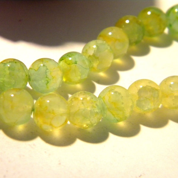 perles en verre jaune vert , perle verre craquelé 8 mm , verre "jade" craquelé, 50 Pcs,  perle de verre  imitation jade, A154