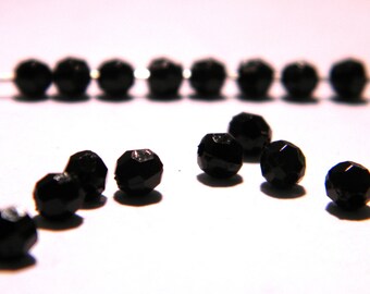 200 perles 4 mm à facettes - acrylique -noir jais - F 38