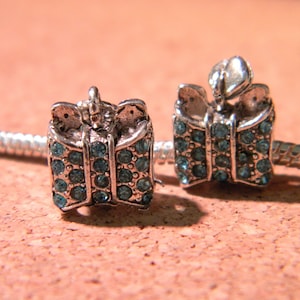Pearl charm European - gift-wrapped and charm heart - 11 mm - metal and blue rhinestone - Pearl European-D73