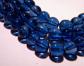 40 beads 8 mm - translucent glass - round glass bead - midnight blue - K05